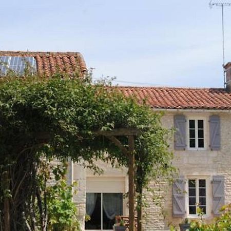 La Poussardiere Saint-Martin-sous-Mouzeuil Exteriör bild